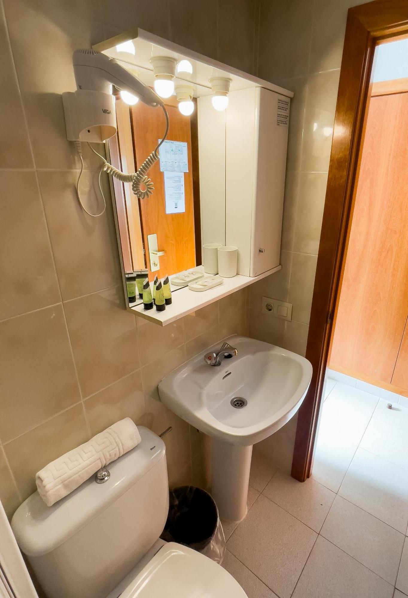 Hotel Maremagnum يوريت دي مار المظهر الخارجي الصورة