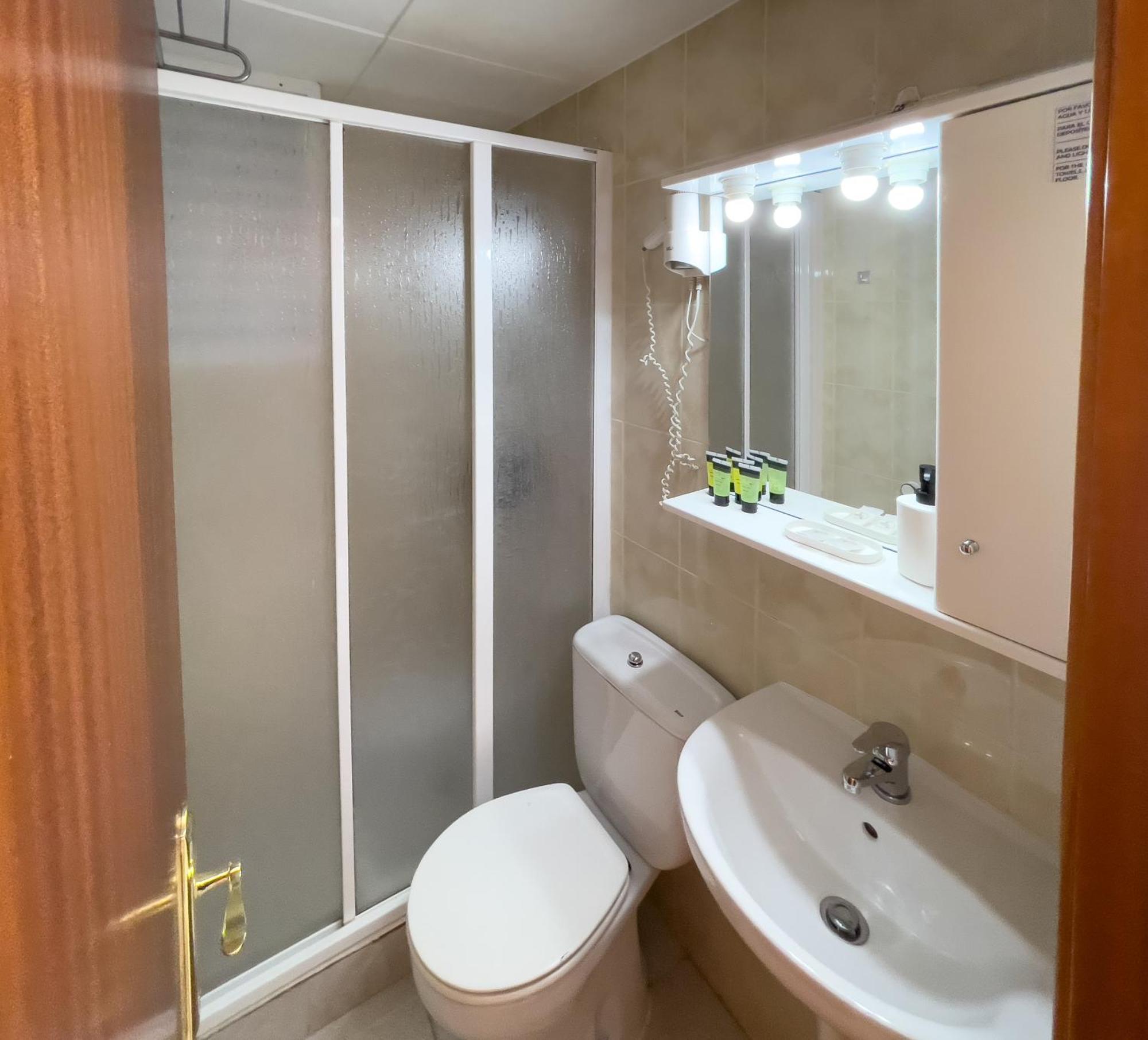 Hotel Maremagnum يوريت دي مار المظهر الخارجي الصورة